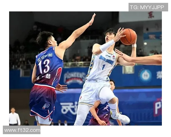 CBA荣获月度最佳球员，实至名归